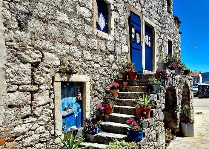 Luca * Opuzen (Dubrovnik-Neretva)