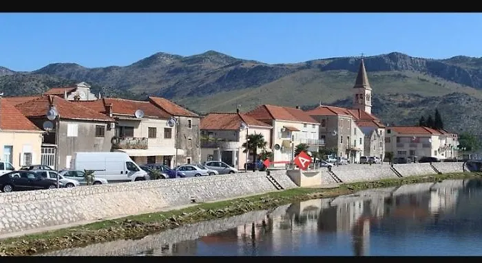 Apartment Luca Opuzen (Dubrovnik-Neretva)